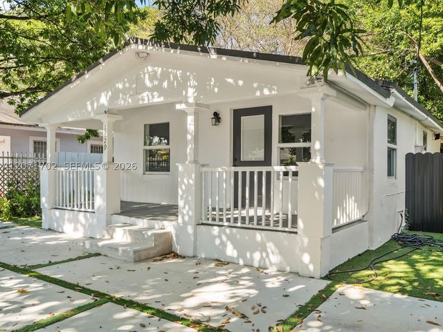 1829 NW 62nd Ter, Miami, FL 33147