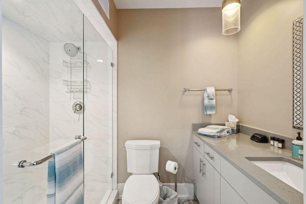 Image 24 of property listing at 241 E Bay Street, Charleston, SC 29401