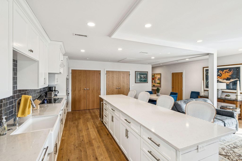 Image 55 of property listing at 241 E Bay Street, Charleston, SC 29401