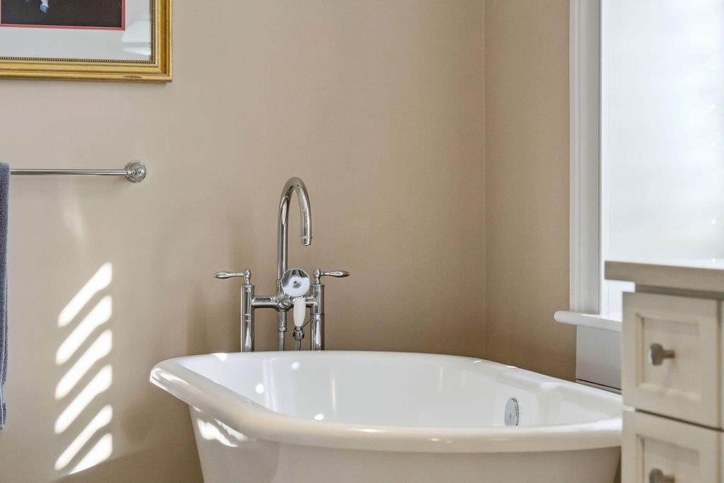 Image 77 of property listing at 241 E Bay Street, Charleston, SC 29401