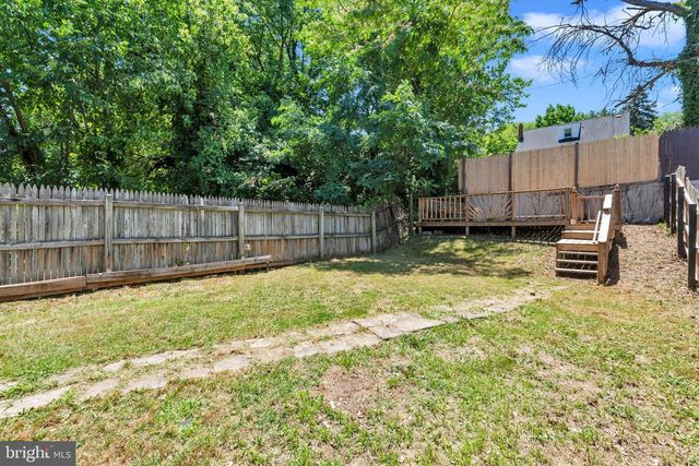 4621 HILLSIDE RD SE, Washington, DC 20019