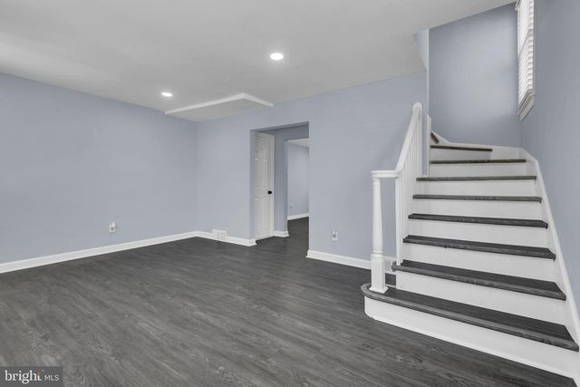 4621 HILLSIDE RD SE, Washington, DC 20019