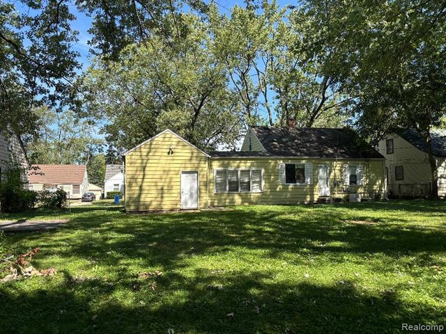 24409 Stanford Stanford, Dearborn Heights, MI 48125