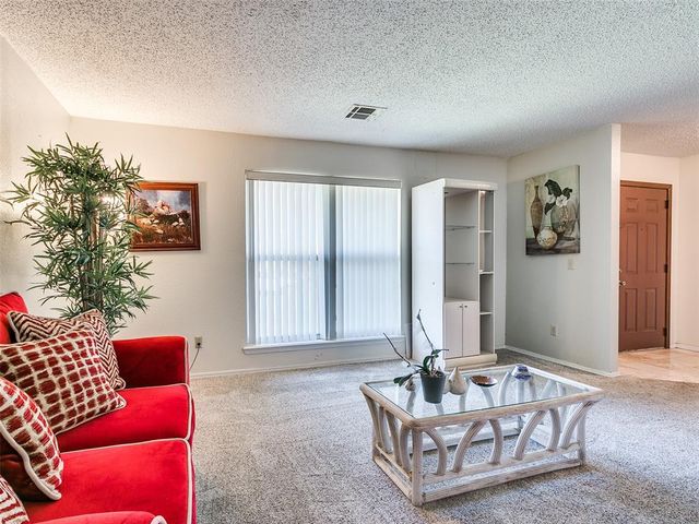 10134 Southridge Drive, Oklahoma City, OK 73159