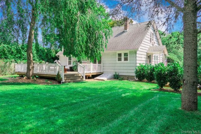 353 S Country Road, Brookhaven, NY 11719