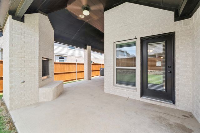 2696 Bonita Drive, Grand Prairie, TX 75054