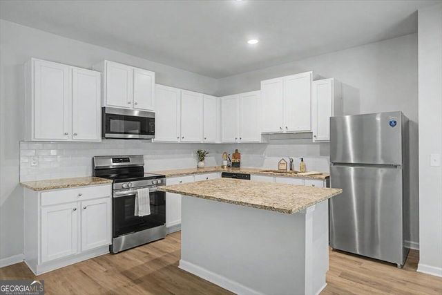 111 Woodside Court, Temple, GA 30179