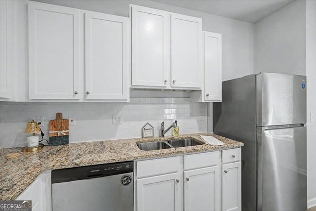 111 Woodside Court, Temple, GA 30179