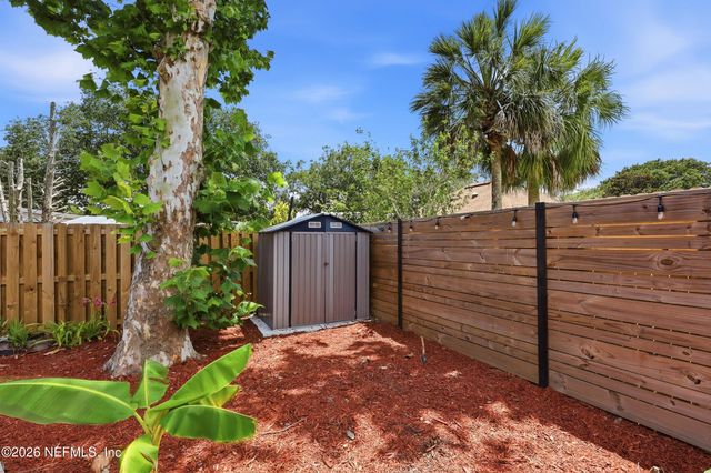2056 MERCED Court, Jacksonville, FL 32224