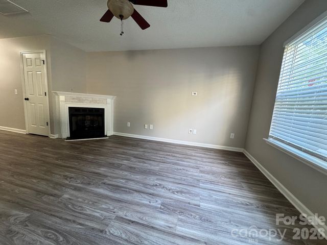 2638 Rozzelles Landing Drive, Charlotte, NC 28214