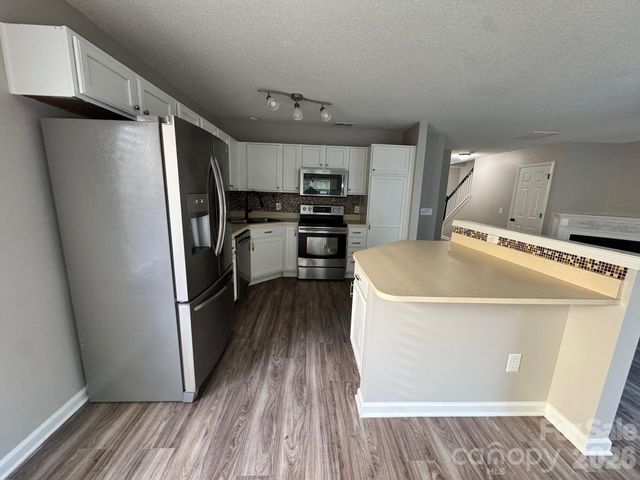 2638 Rozzelles Landing Drive, Charlotte, NC 28214