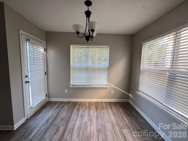 2638 Rozzelles Landing Drive, Charlotte, NC 28214