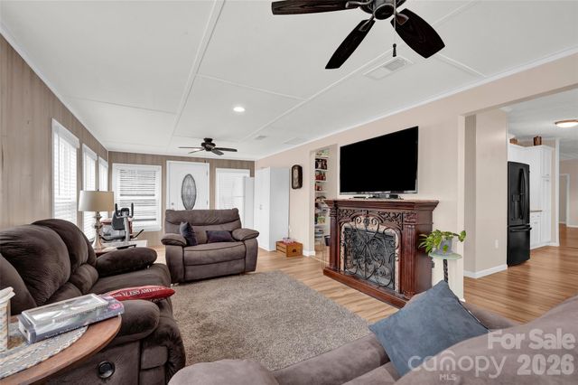 230 Hickory Nut Drive, Statesville, NC 28677