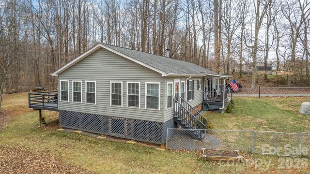 230 Hickory Nut Drive, Statesville, NC 28677