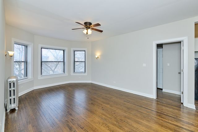 1351 W Touhy Avenue 3N, Chicago, IL 60626