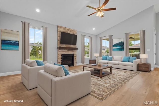 2761 Bristol Way, Glen Carbon, IL 62034