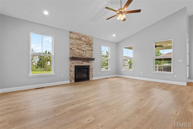 2761 Bristol Way, Glen Carbon, IL 62034