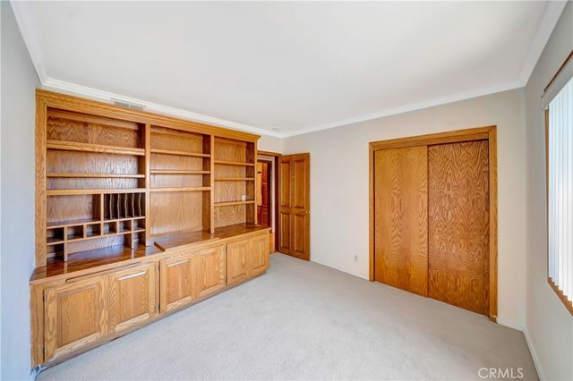 22548 Waterbury, Woodland Hills, CA 91364