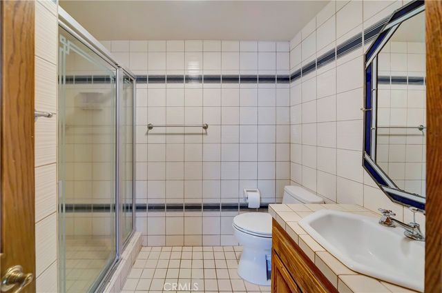 22548 Waterbury, Woodland Hills, CA 91364
