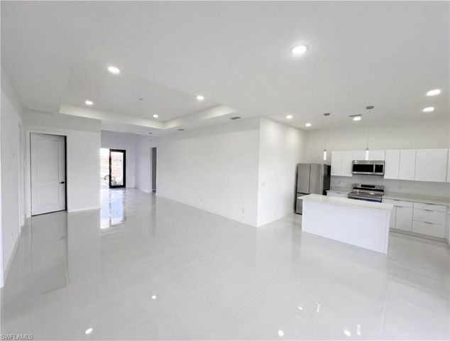 4402 NW 34th TER, Cape Coral, FL 33993