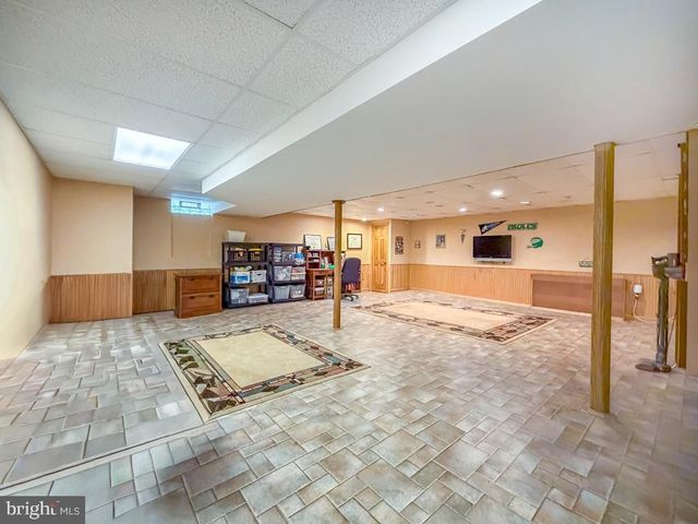 336 FOX HOLLOW DR, Feasterville Trevose, PA 19053