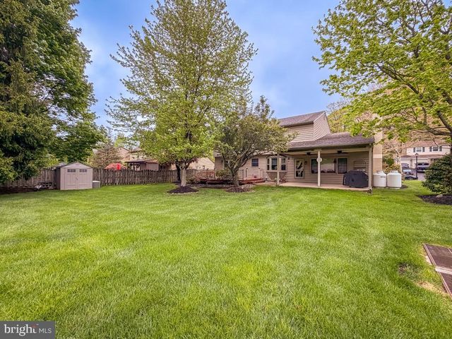 336 FOX HOLLOW DR, Feasterville Trevose, PA 19053