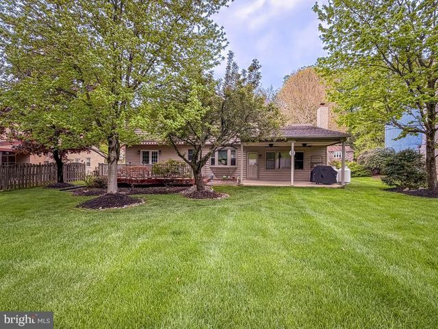 336 FOX HOLLOW DR, Feasterville Trevose, PA 19053