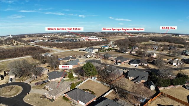 550 Primrose Avenue, Siloam Springs, AR 72761