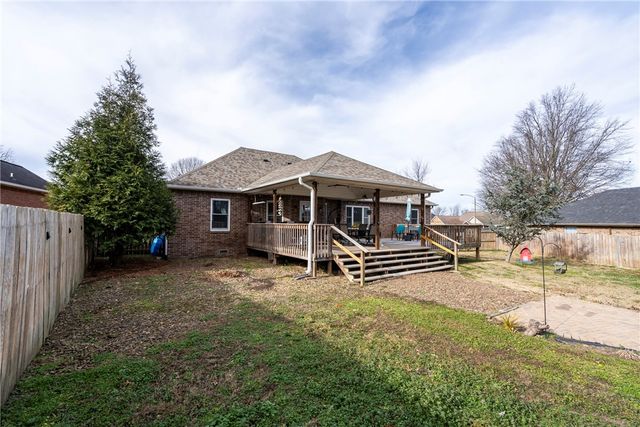 550 Primrose Avenue, Siloam Springs, AR 72761