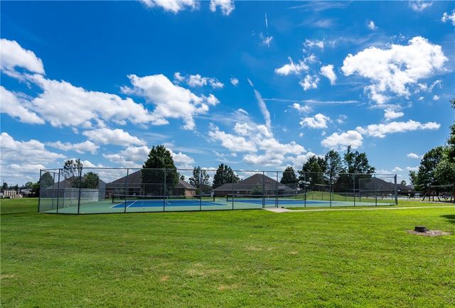 550 Primrose Avenue, Siloam Springs, AR 72761