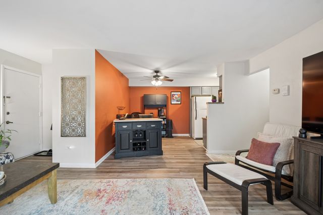 10820 Kilpatrick Avenue 1SW, Oak Lawn, IL 60453