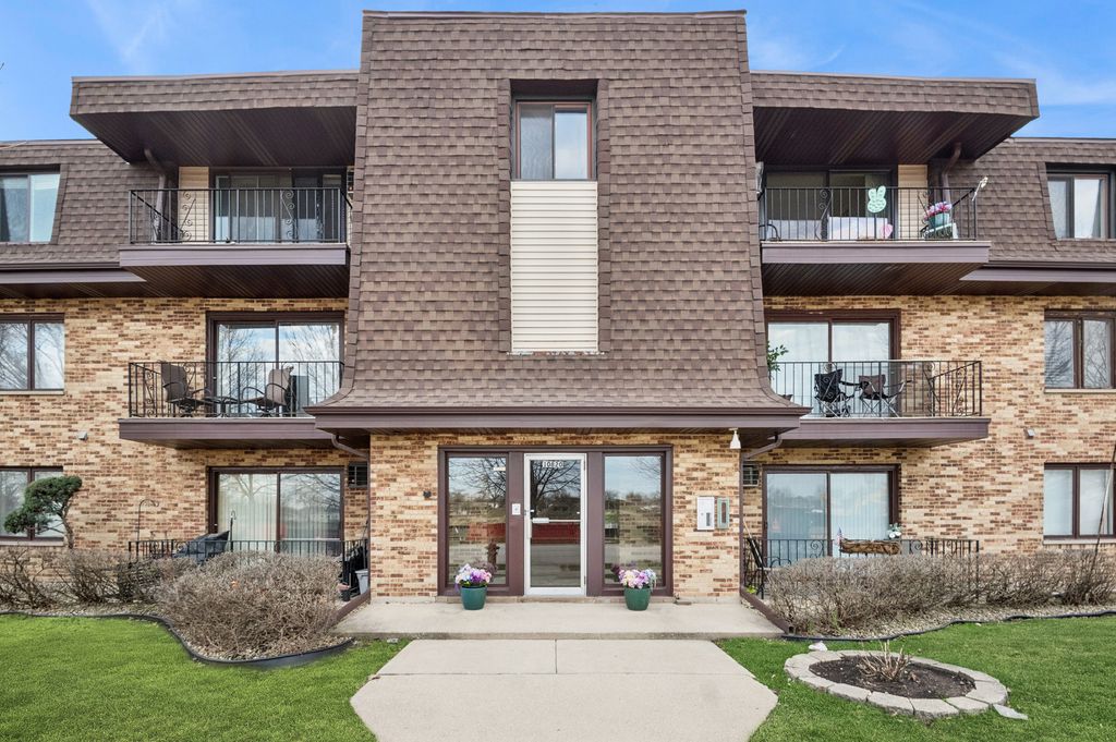 10820 Kilpatrick Avenue 1SW, Oak Lawn, IL 60453