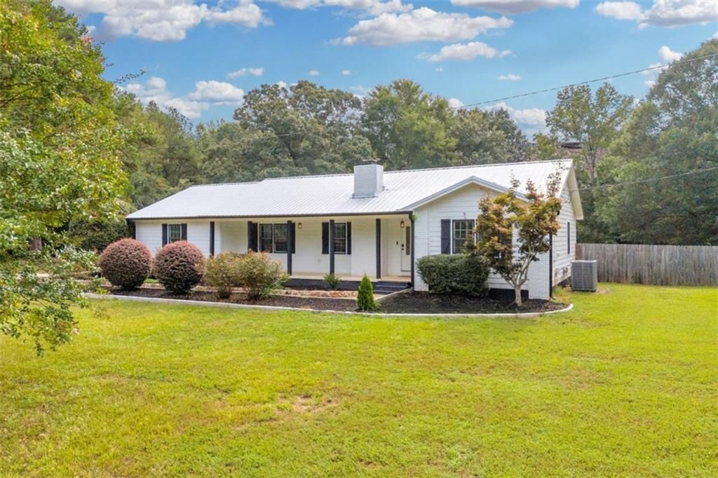 9597 Highway 334, Nicholson, GA 30565