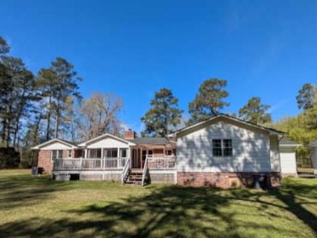 2832 Long Ave., Conway, SC 29526