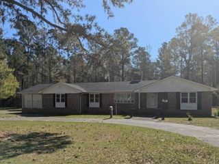 2832 Long Ave., Conway, SC 29526