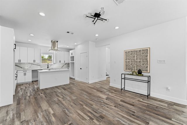 3142 Harmon Street, Dallas, TX 75215