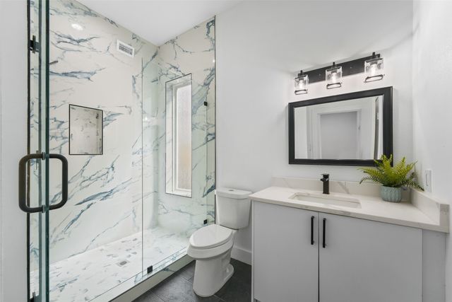 3142 Harmon Street, Dallas, TX 75215