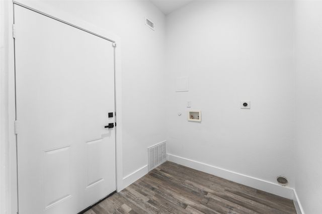 3142 Harmon Street, Dallas, TX 75215