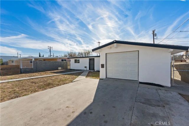 44745 3rd East, Lancaster, CA 93535