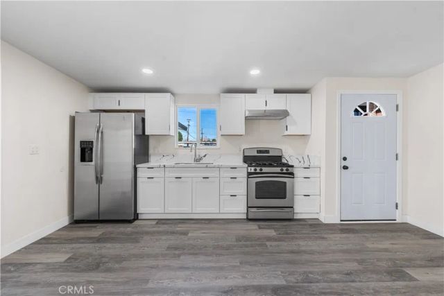 44745 3rd East, Lancaster, CA 93535