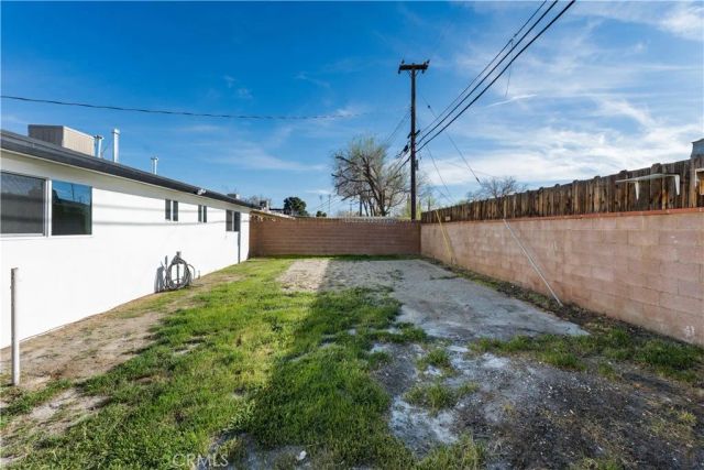 44745 3rd East, Lancaster, CA 93535
