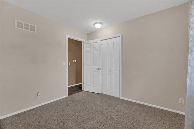 12828 S Sycamore Street, Olathe, KS 66062