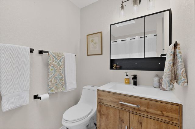 4701 Morris Street NE APT 402, Albuquerque, NM 87111