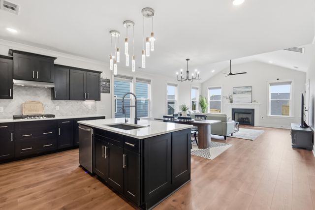 846 Sugarbush Ln, Spring Hill, TN 37174