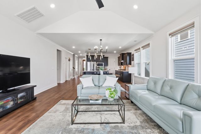 846 Sugarbush Ln, Spring Hill, TN 37174