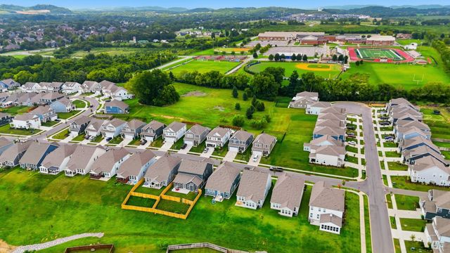 846 Sugarbush Ln, Spring Hill, TN 37174