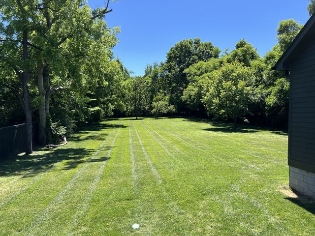 935 Battery Ln, Nashville, TN 37220