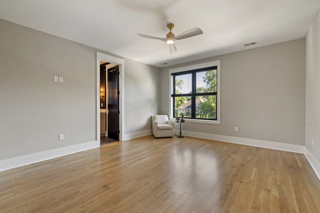 935 Battery Ln, Nashville, TN 37220