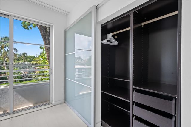 1600 Michigan Avenue 7, Miami Beach, FL 33139