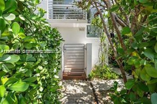 1600 Michigan Avenue 7, Miami Beach, FL 33139